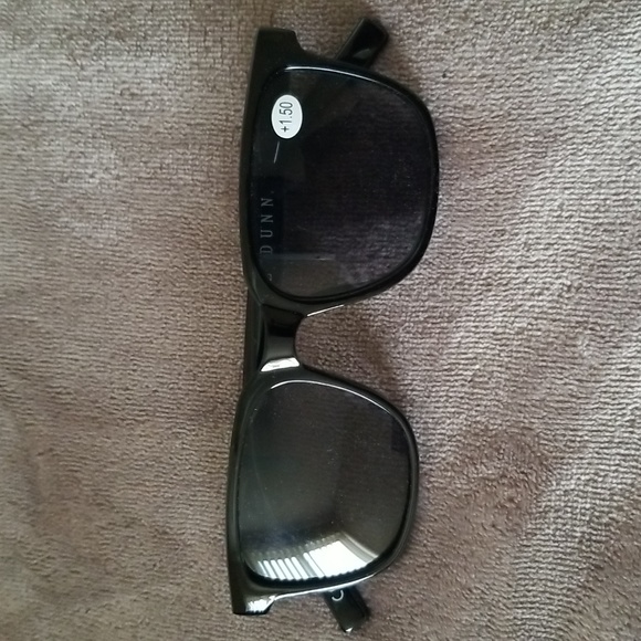 Rae Dunn 1.50 Sunglasses Never Worn - Picture 1 of 4